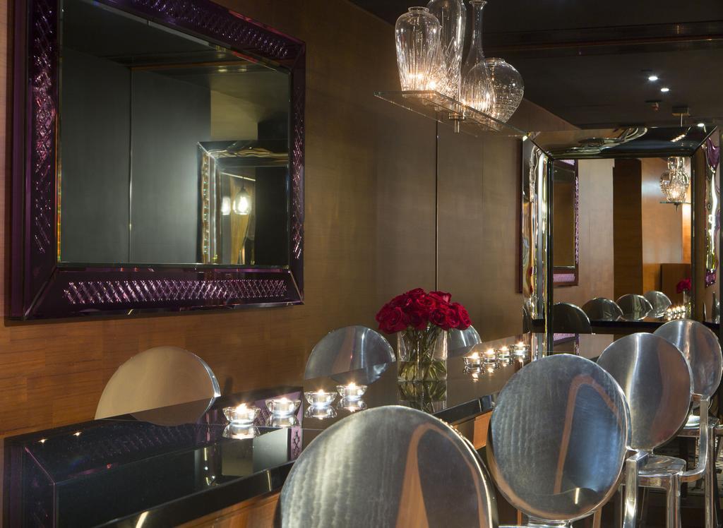 J Plus Hotel By Yoo Hong Kong Exterior photo